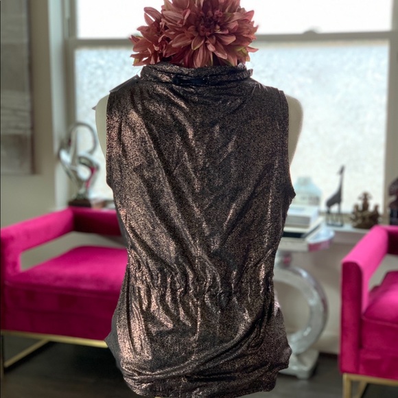 SOLD🥇Rose Gold Fabletics Athletic Vest ✨ - Picture 2 of 8